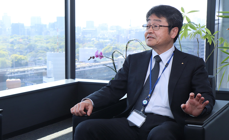 大塚敬三氏
