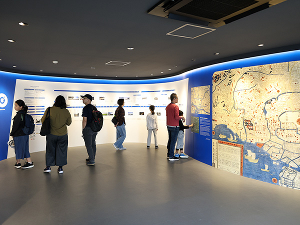 インフォメーションセンターの見学