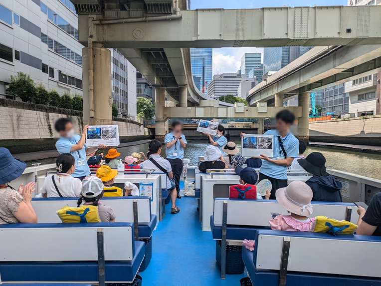 親子現場見学会の様子