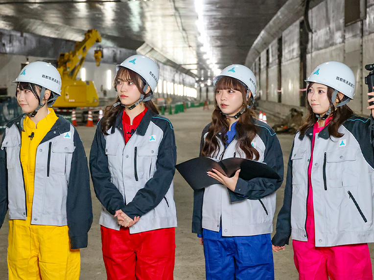 女性アイドル「高嶺のなでしこ」が再び来てくれました！
