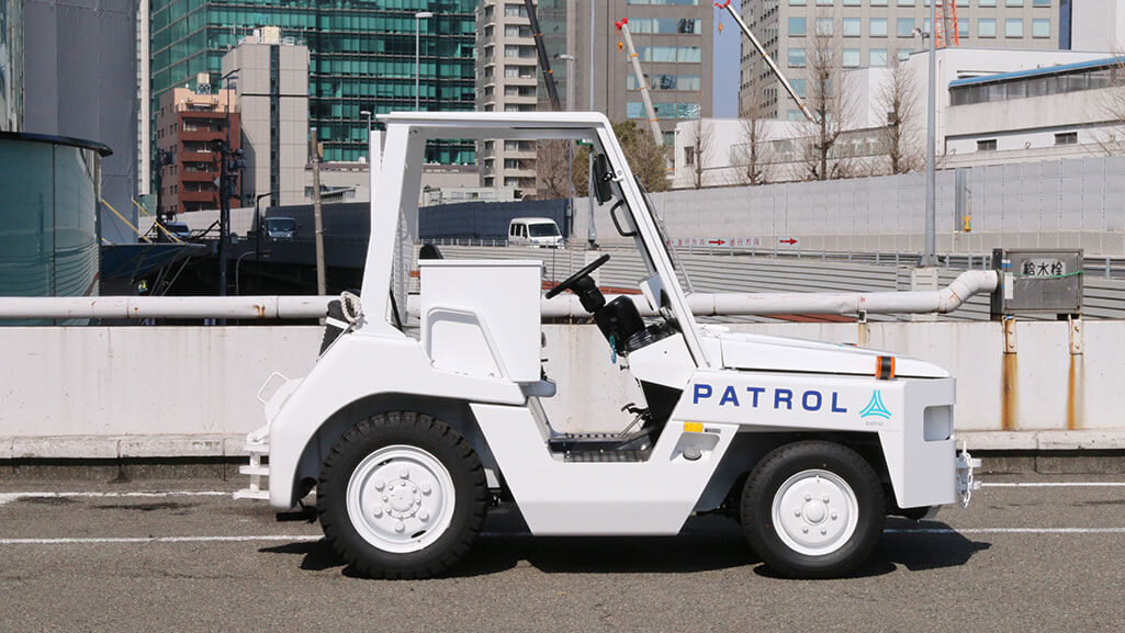 towing_tractor.jpeg
